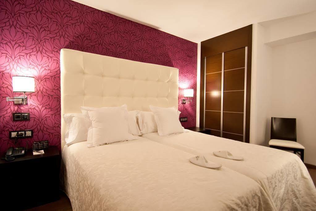 Hotel Infanta Leonor Écija Zewnętrze zdjęcie